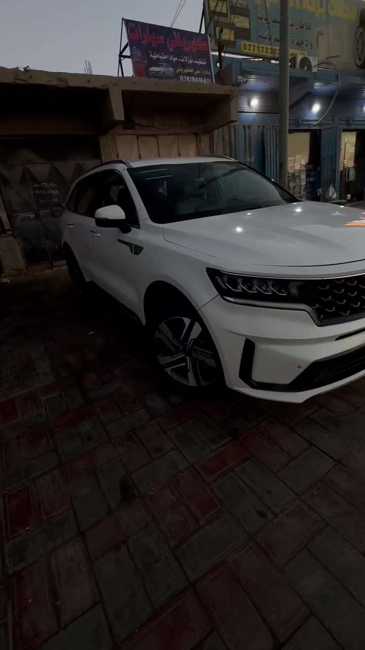 سورنتو للبيع 2022 فول عدّ الفتحه مكفوله كفاله عامه سياره جديده ما ناقصه كلشي تخم تاير جديد وباتري جديد مكاني كربلاء حي العسكري 
الرقم المبايل ***********
