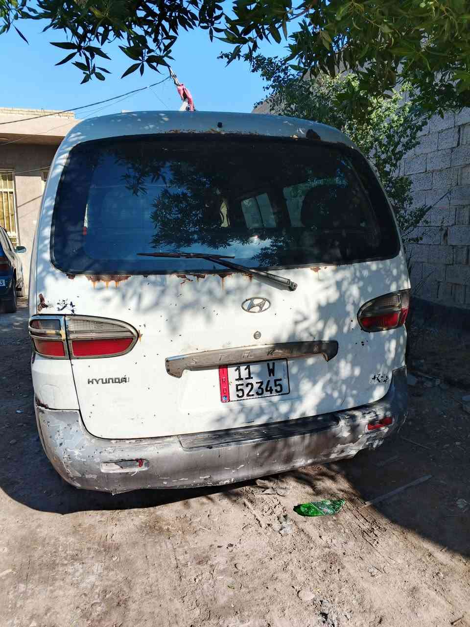 سلام عليكم ستاركس 2002رقم انكليزي مصفر هيئة و مرور      
مكينه جديد شواصي بلاد و لكشر شوفت عينك 
سعر 45وبية مجال رقم ‏‪***********‬‏ مكان بغداد الحسينية المعامل
