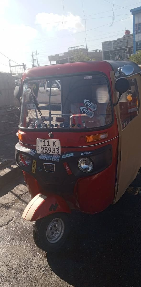 السلام عليكم تكتك للبيع المديل 18تكتك نضيفة وخير من الله مابيهة اي نقص مكينة 20جديدة كشر شايل روحو نضيف رقم بغداد بسمي تحويل ثاني يوم تكتك رائعة يخبل  المكان بغداد حي الجهاد للستفسار التصال ***********
