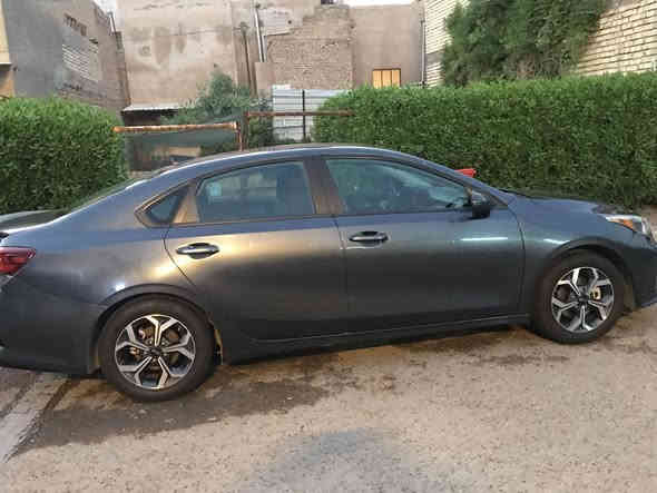 السلام عليكم
كيا فورتي موديل 2019 
وارد امريكي 
ماشيه 108M
كير مكينه كفاله 
مكينه 2000دوش 
كير ايتي المرغوب 
مواصفات عاديه 
شاشه كأمره 
رادار 
حساس 
تلث انضمه قياده 
السياره حلوه ونضيفه 
علا إيدي 
احلا من الصور 
حادث جانبي باب +جاملغ بدون شاصي بدون لغد ايرباك كشن فقط 
صور الحادث +السونار مرفق بل منشور
بيهه كلير بوجه قبق الجنطه فقط 
البيع فقط السعر 137وبيهه مجال حك الجيه 
العنوان بغداد حي الجهاد 
الشراي يتصل  ***********
