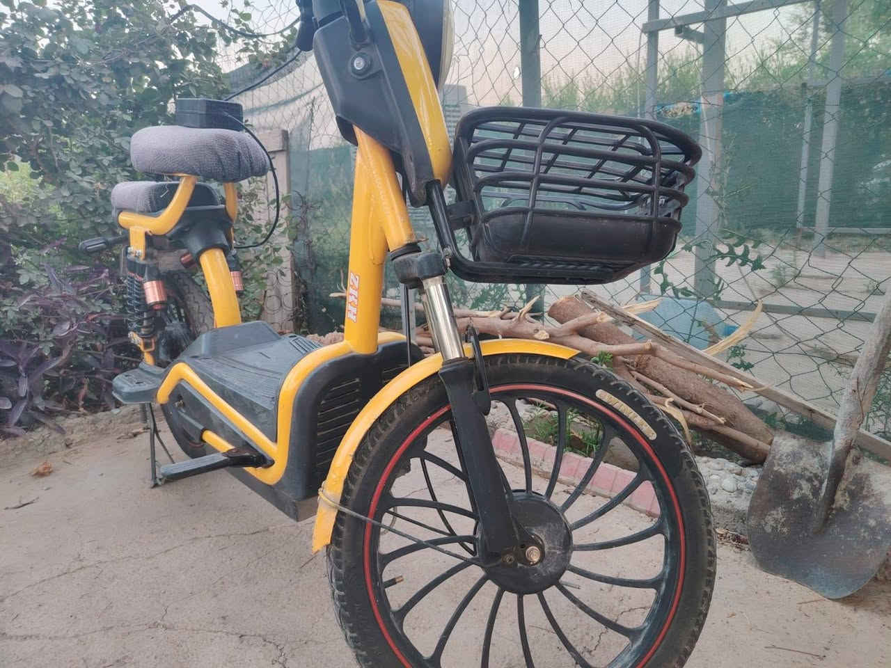 السلام عليكم. دراجه شحن للبيع   بطاريات جدد مستخدمات شهر   سعر 275 وبي. مجال ويرهم مراوس. بماطور ذبانه حسب الاتفاق


**إذا كنت صاحب هذا الإعلان وتريد حذفه لأي سبب، رجاءا أرسل رسالة إلى الدعم الفني**