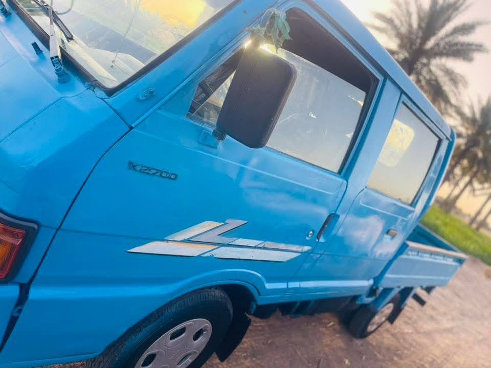 سلام عليكم كيا دبل قماره 93 كفاله كير ومحرك وشاصي واكسن  تحويل ثاني يوم سعر 38 وبيه مجال بصيط مكاني  حله ***********
