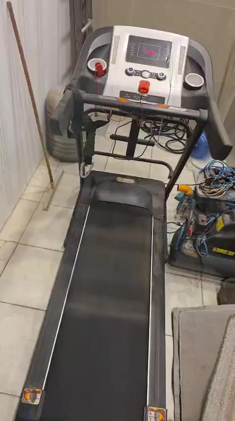 جهاز جري يتحمل لحد وزن ١٦٠ كيلو 
استخدام كلللش قليل السعر ٢٢٥ الف والله ماخذه ب ٥٥٠ 
مكاني بغداد حي الجهاد 
***********
