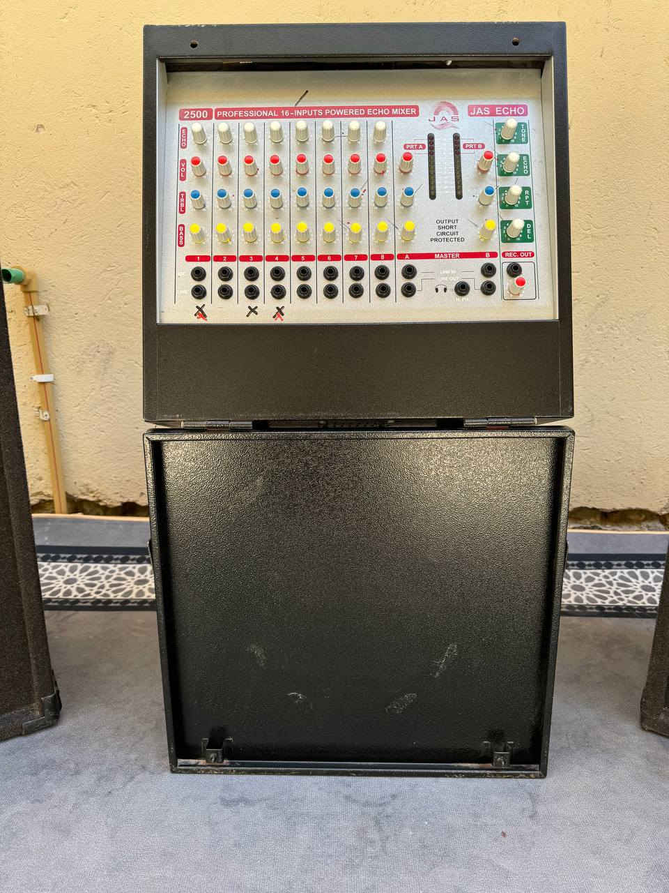 السلام عليكم اخون اجهزه اثنين للبيع نضيفات ومرتبات مع سماعتين لبه كوري الاصلي  السعر خاص او التوصل على الرقم ***********
