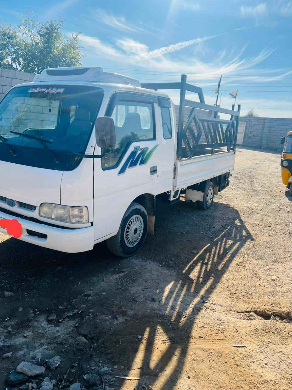 كيا فونتيرا ٩٨ قلاب محرك وكير واكسل مكفول قبل شهرين مجفت ٣٠٠٠ بأسمي ابيع فقط عقد مروري 55 وبيها مجال مكان المعامل بغداد ***********
