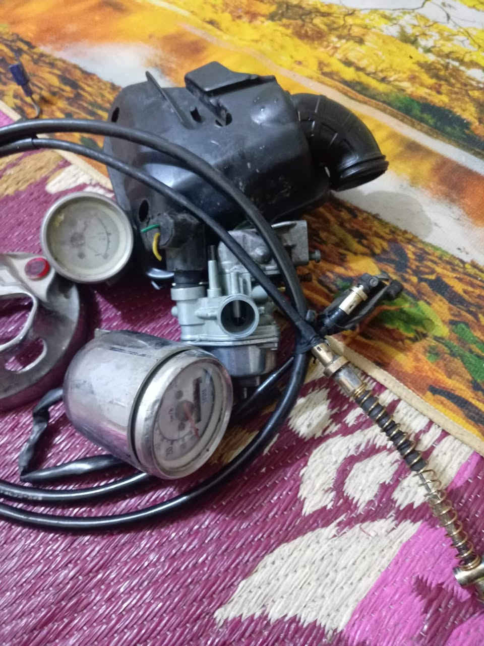 سلام عليكم غراص كلاسك البيع غراص مال تفصيخ اصليات مكاني بغداد السيديه ***********
