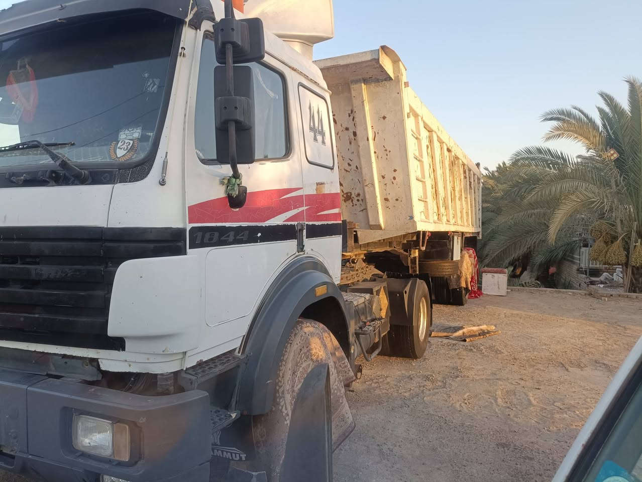 سلام عليكم سياره البي للبيع راس وعربنه مكينه 44لا تنقيص ولاتبخيركير كهرباي مجموعه جي اف   الستفار اكثر ***********
