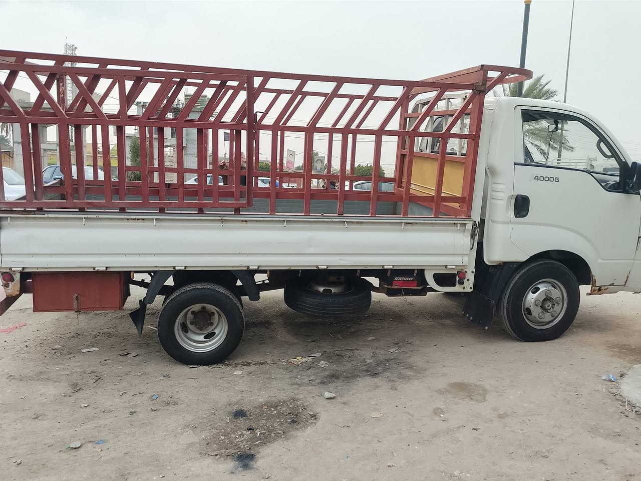 سلام عليكم كيا حمل تك قماره موديل 2014 كفاله عامه ماعدا رصعه بلبنيد محور تانكي 100 تايرات 14 سنويه 2027 باسمي رقم مثنئ مكان السيارة كربلاء طوريج السعر110 وييه مجال بسيط رقم لتلفون  ***********
