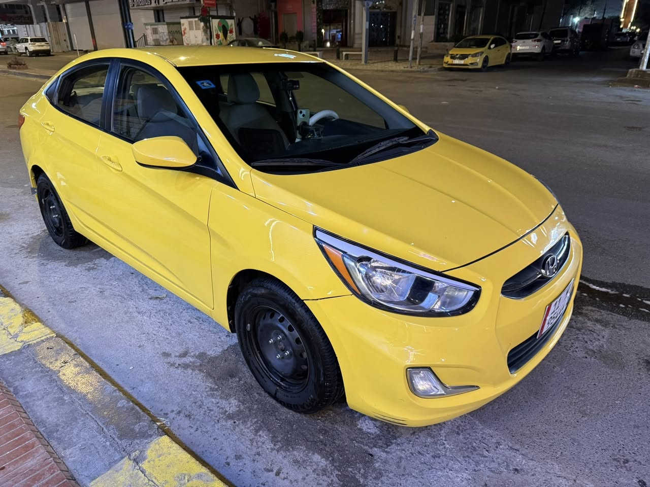 السلام عليكم اكسنت موديل 2015 GDIماشية 156 حادثهة جاملچ خلفي بدون ارباك بجم كبس جاهزة السيارة كبل الشارع كلة شغال بدون اي نقص السعر 90 مجال بسيط المكان الدورة ***********
