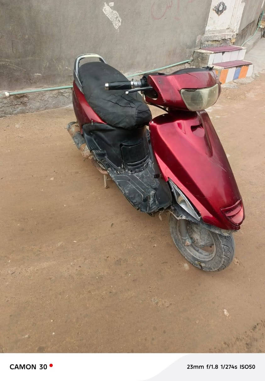 سلام عليكم للبيع دراجه فراشه مكينه ناعمه مفتوحه مره وحده دراجه حلوه بس عوزها باتري
المكان / قضاء المدينه
السعر / 230 وبيها مجال
وهذا رقمي / ***********
