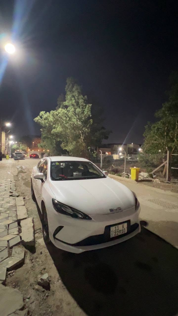 السلام عليكم للبيع S5  مرقمه بغداد وبسمي
اي نقص مابيه كفاله سياره ماشيه الفين 8500
مكاني بغداد حي تونس
 رايده 19/400 
رقمي ***********
