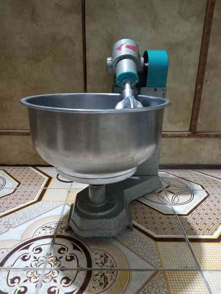 اغراض للبيع مكاني بغداد جكوك قريب على الكاظمية ***********
