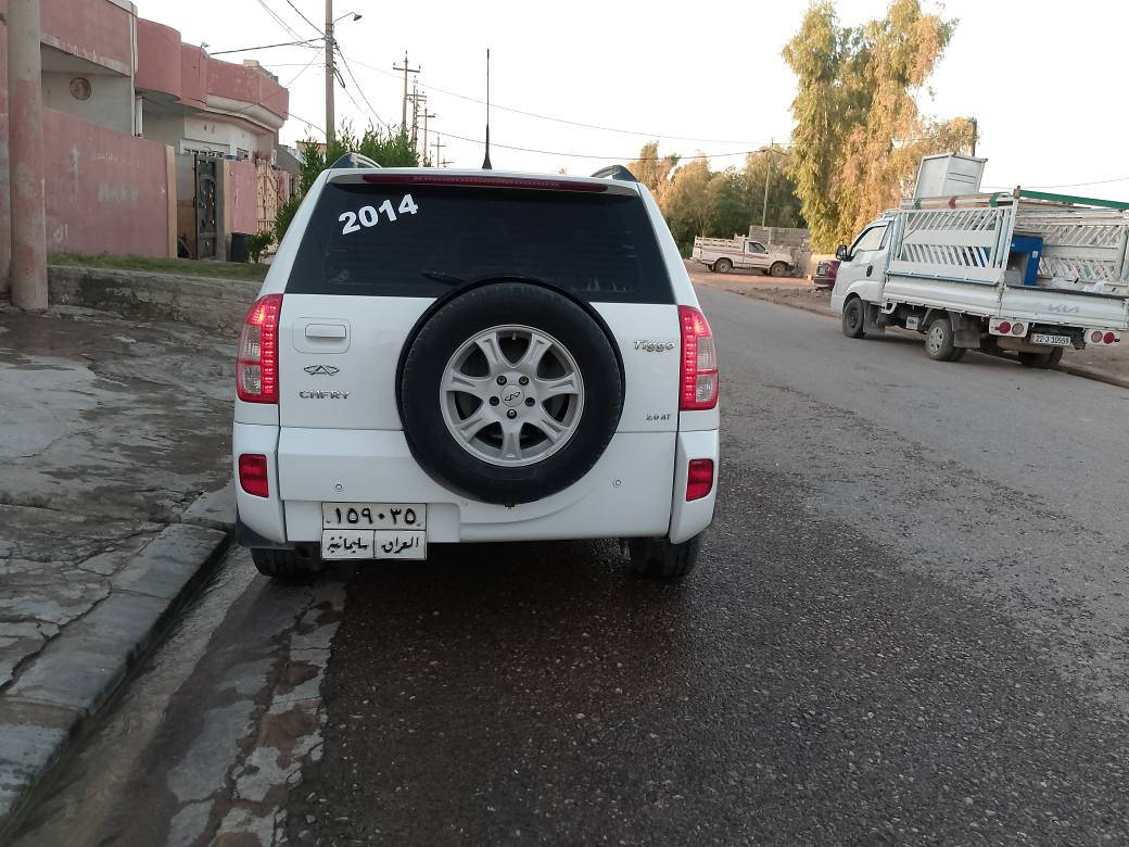 شيري موديل 2014سوبغي نيه كيرو مه كينه به شه رت كير سيم مرغوب ساحب سنوي له ده ره وه ي ولاته به ناوناكري 7وه ره قه غرامه ي له سه ره دواي مامه له ده كرينمه وه سعري 65مامه له *********** أربيل, العراق
