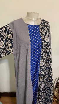 دراعات خليجية • وردي ٤٠ • رصاصي ٤٦-٥٠