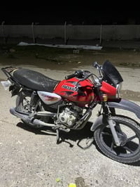 دراجه بوكسر للبيع موديل 2018 اوراق كامله مكانه بغداد الحسينية  للاستفس...