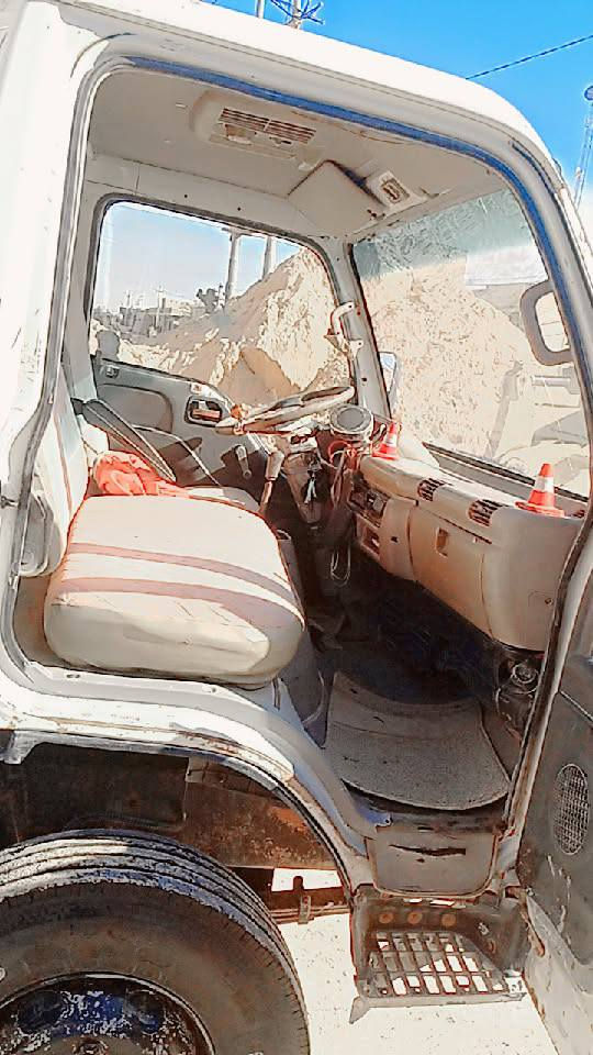 السلام عليكم سياره جاك صيني للبيع قلاب سياره جاهزه للعمل ما ناقصه شي رقم ديالى بسمي عنوان سياره الحله سعر على خاص اي إستفسار على رقم ***********
