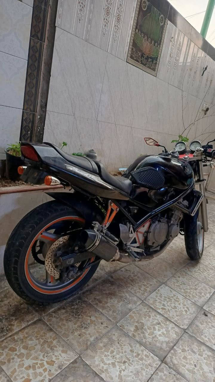 سلام عليكم ورحمة الله. سازوكي بانده ربع مكينه كفاله برقي مامفتوح بيها. دراجه اوراق. نضيفه كلش مكانها البصره. مطلوب مراوس بيراني رقم سنويه. وللبيع رقم الهاتف***********
مكلف بل نشر تواصل مع الرقم
