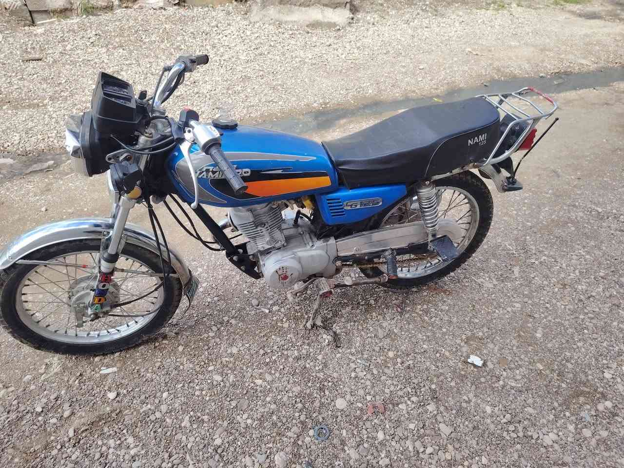 السلام عليكم ماطور للبيع موديل 2017 4 كير محرك ما مفتوح كهربائيات كامل مابي عيب سعر 225 ربي مجال شراي راسلني او خابرني وتدلل ***********
