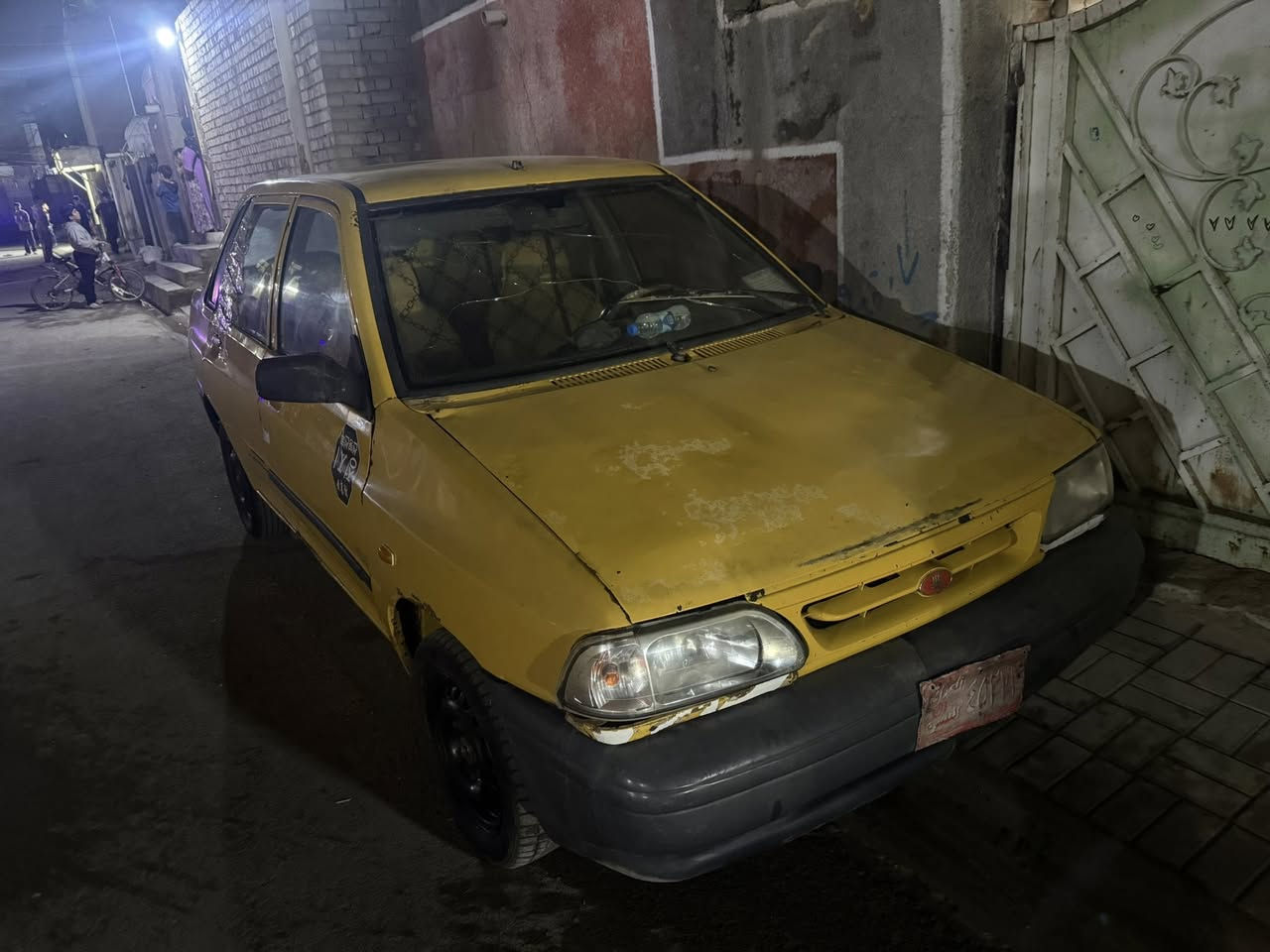 السلام عليكم سايبا 2012 للبيع رقم احمر بصره مااندل راعيها سنويه موجوده السياره مكينه مكفوله خير من الله صدر زين نصبتها حلوها السياره فقط الكير بلنمره الثالث ميجي الباقي كله شغال كهربائياته زينه خير من الله السعر ١٠ $ وبيها مجال للطيبين 
***********
