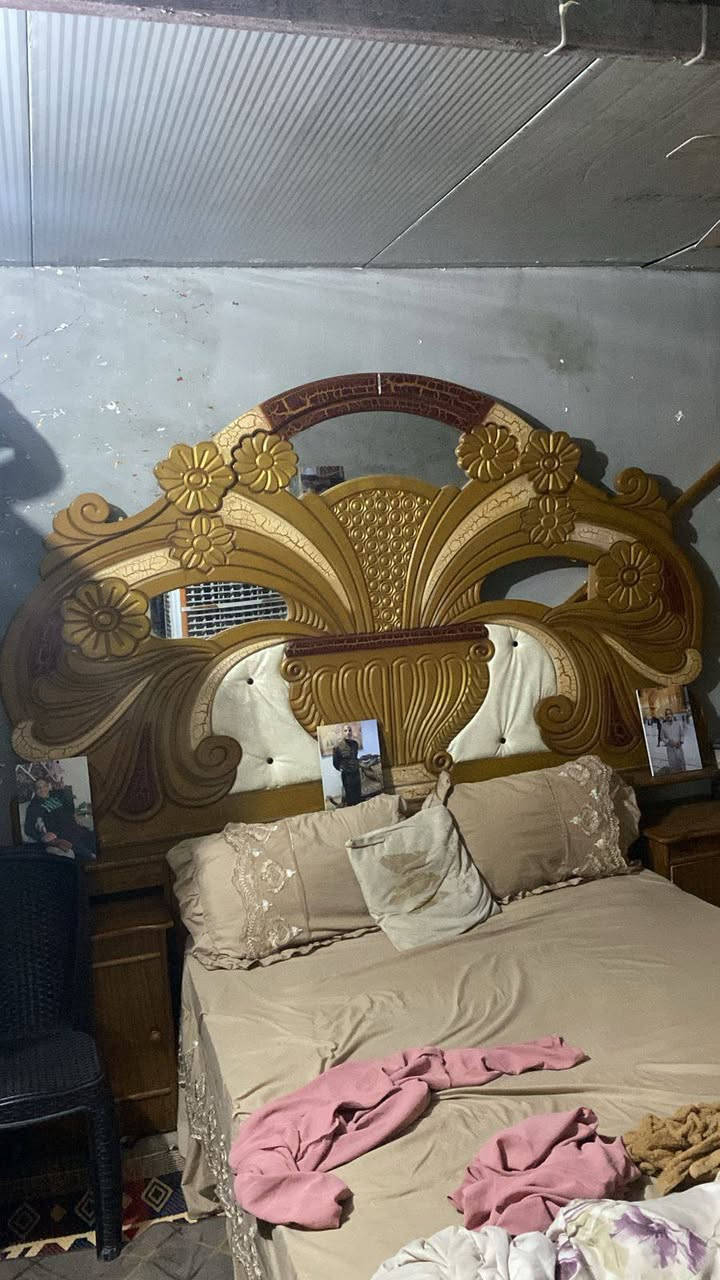 السلام عليكم غرفه اخشاب للبيع عنوان بغداد شكوك قرب الكاظميه السعر 200 بها باب مكسور صغير والغرفه قبالك وشرا ينتصر او يراسل خاص774 826 2549


**إذا كنت صاحب هذا الإعلان وتريد حذفه لأي سبب، رجاءا أرسل رسالة إلى الدعم الفني**