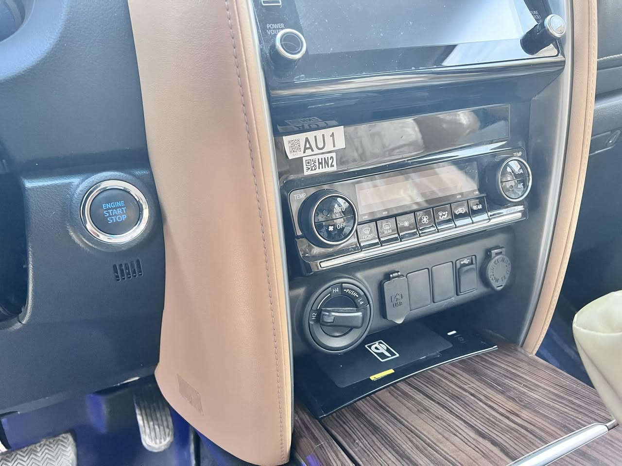 فورتشنر 2023 جديدة

فول مواصفات ( 🚘)

اربعة سلندر / بصمة اصلية / فور ويل / قفل دفلوك / حساسات امامية و خلفية / كاميرا خلفية / صاجات داخلية / تبريد بيانو / شفتات ستيرن / مري شفط / ثلاجة / انارة داخلية / تبريد 3 قطع / شحن واير لس / بروجكترات امامية اصلية …. الخ 

الإضافات الأخرى ( ، نيكلات جانبية ،) 

 

السيارةماشيه ٢٥  الف كيلو فقط

رقم بغداد 

بعدها بفابلون الشركه 

السعر / ٢٩٣$ بيها مجال بسيط بعد المعاينة و للجادين بالشراء

للاستفسار / ***********
