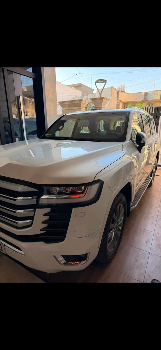 لاند كروز  مديل 2023 VX   TWIN TURBO سياره نضيفه ومكفوله محرك 6 سلندر توين تيربو للعلم السياره VX سياره تجي فول معروفه مواصفات لاندكروز الVX 
ماشيه  54 الف 
عنواني بغداد البلديات

السعر: 705 للمعلومة سعرها سبع دفاتر و500دولار وبيه مجال

لل استفسار : ***********
