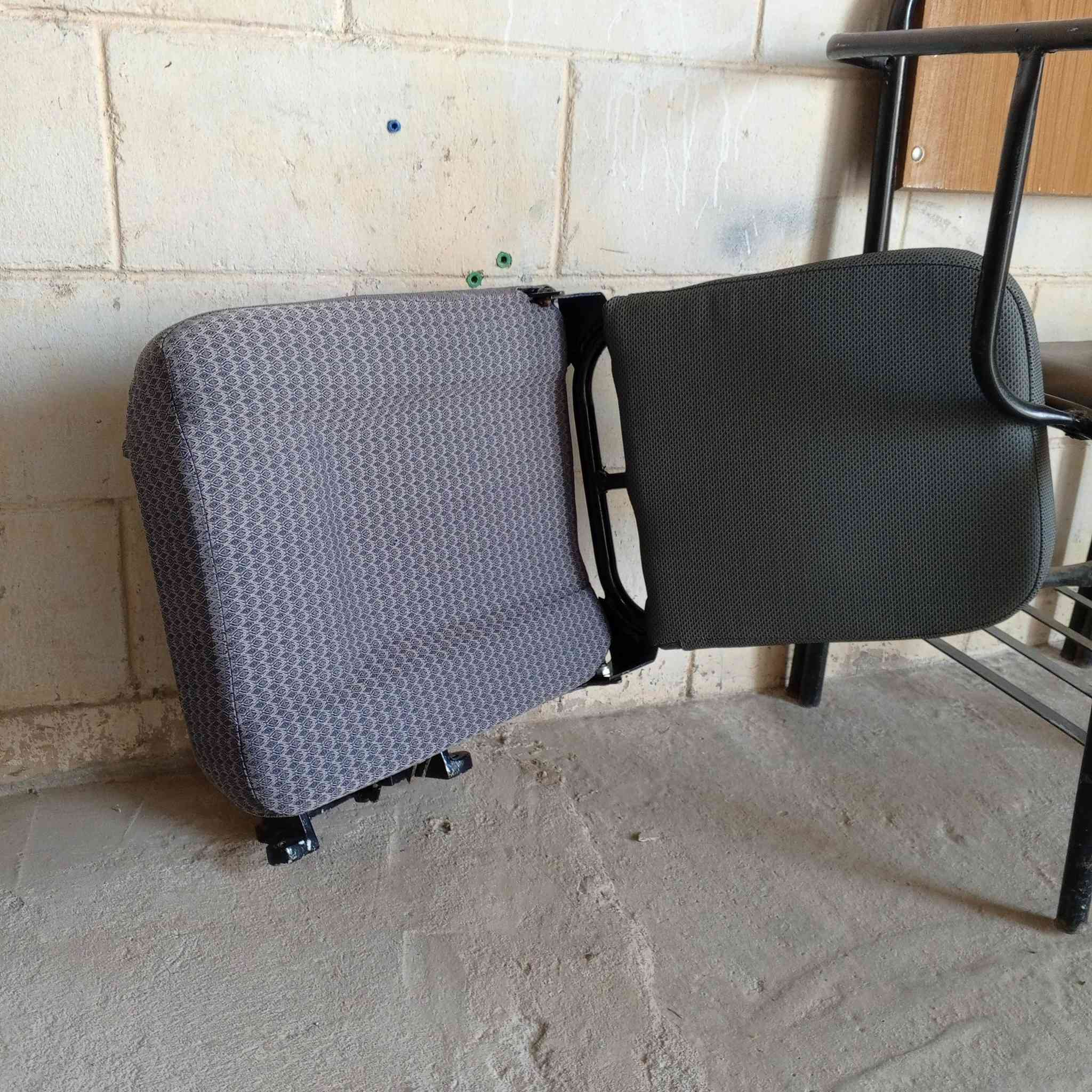 السلام عليكم قلابيات جدد مع دركه كراون جديده مكاني بابل 
***********
***********
