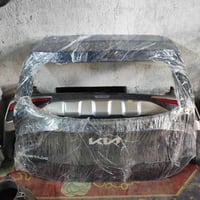 قبق صندوك خلفي كيا سبورتج الشكل الجديد 23, 24 امريكي بانزين: 077055031...