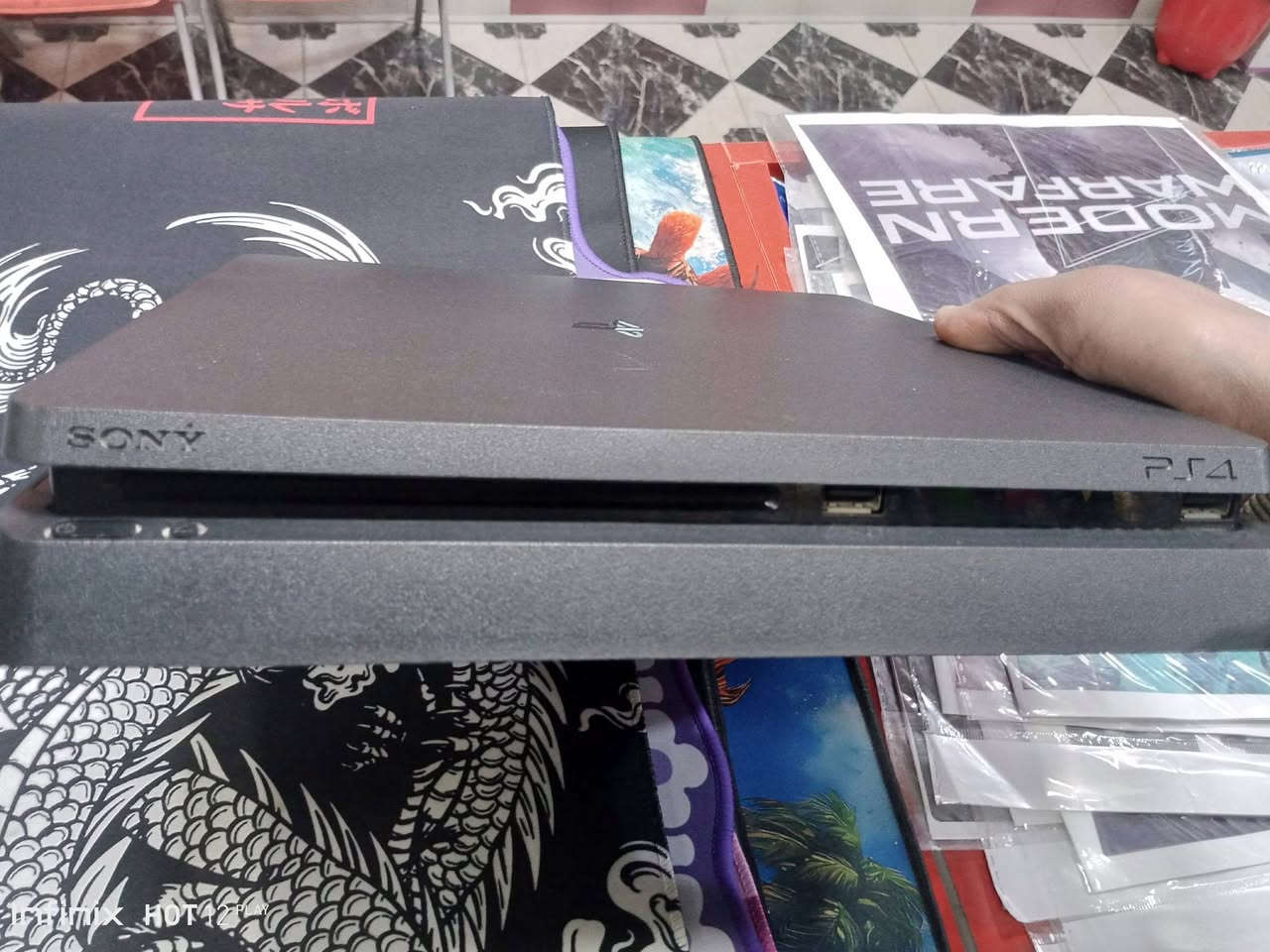 بلي فور سلم اصدار ٩ مهكر  ذاكره ٥٠٠ بي ٥ العاب جهاز كش نظيف لكس ستيكر لا مفتوح ولا مصلح ملحقاته جوستك اصلي وكيبل بور وكيبل HD السعر ٢٥٠ الف 0773986940 يتوفر توصيل


**إذا كنت صاحب هذا الإعلان وتريد حذفه لأي سبب، رجاءا أرسل رسالة إلى الدعم الفني**