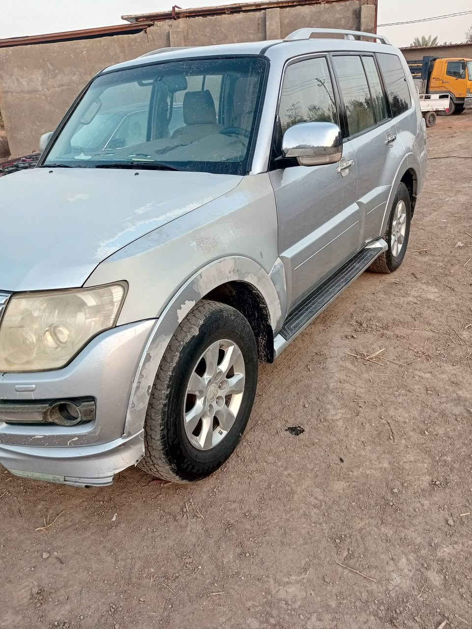 سلام عليكم باجيرو موديل 8 حبتور مكفولة كفاله عامه من الضربه بيه شويه جراد فول مواصفات العنوان ديوانية قضاء دغاره السعر 110.   ***********
