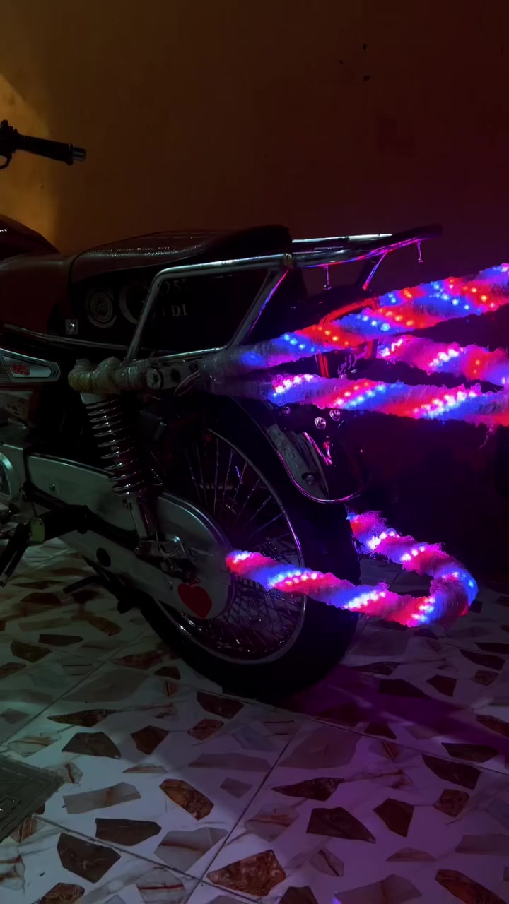 يا الله سلام عليكم دراجه تايكر ٢٤بعد بحيلها كفاله عام اي نقص مابيها فول جمبزه شلعه ومعدال السعر ٧٣٠وبيها مجال مكاني ديالى تقاطع القدس ***********
