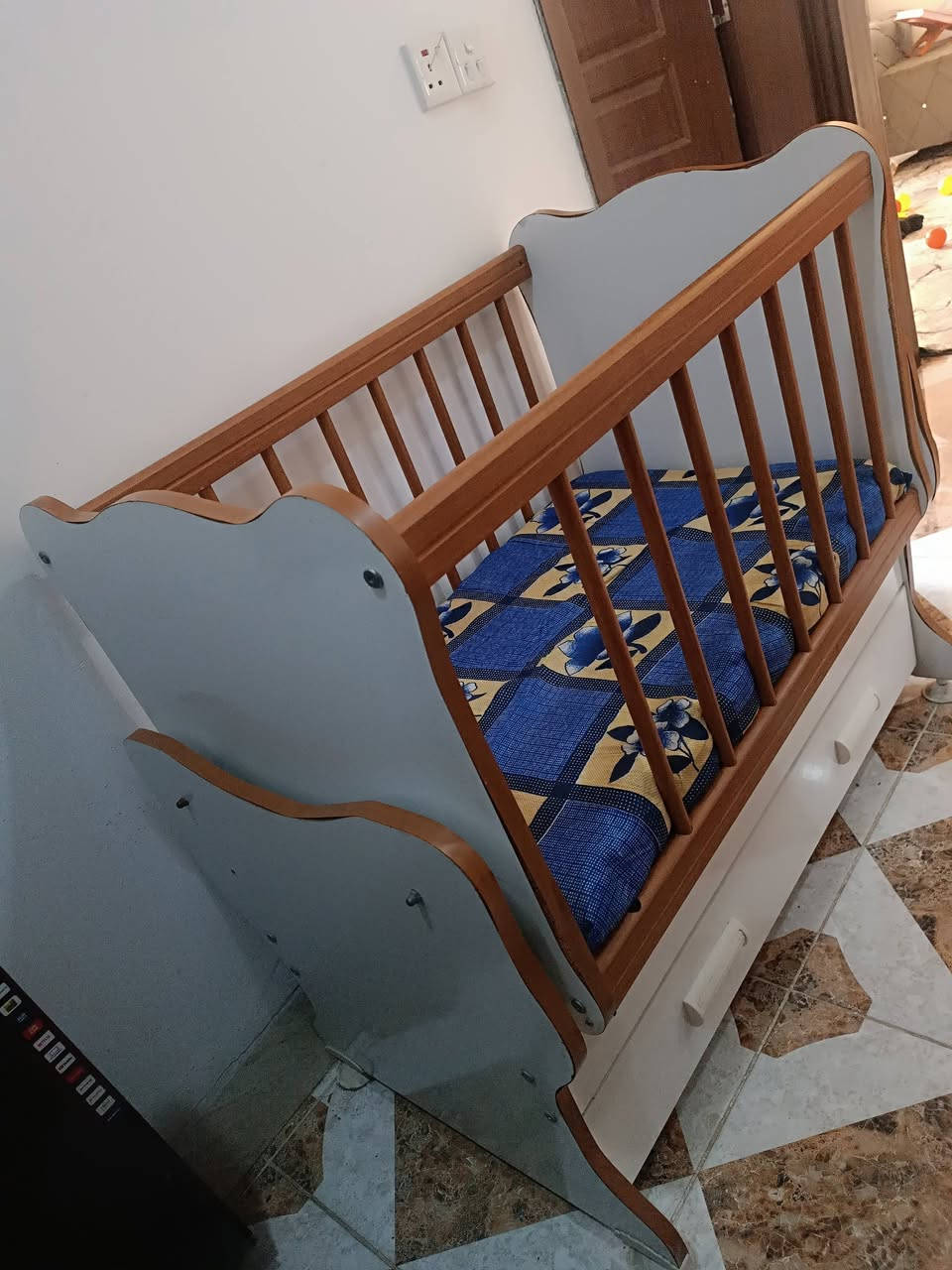 سرير طفل مع دوشك ب ٥٠ الف وبي مجال


**إذا كنت صاحب هذا الإعلان وتريد حذفه لأي سبب، رجاءا أرسل رسالة إلى الدعم الفني**