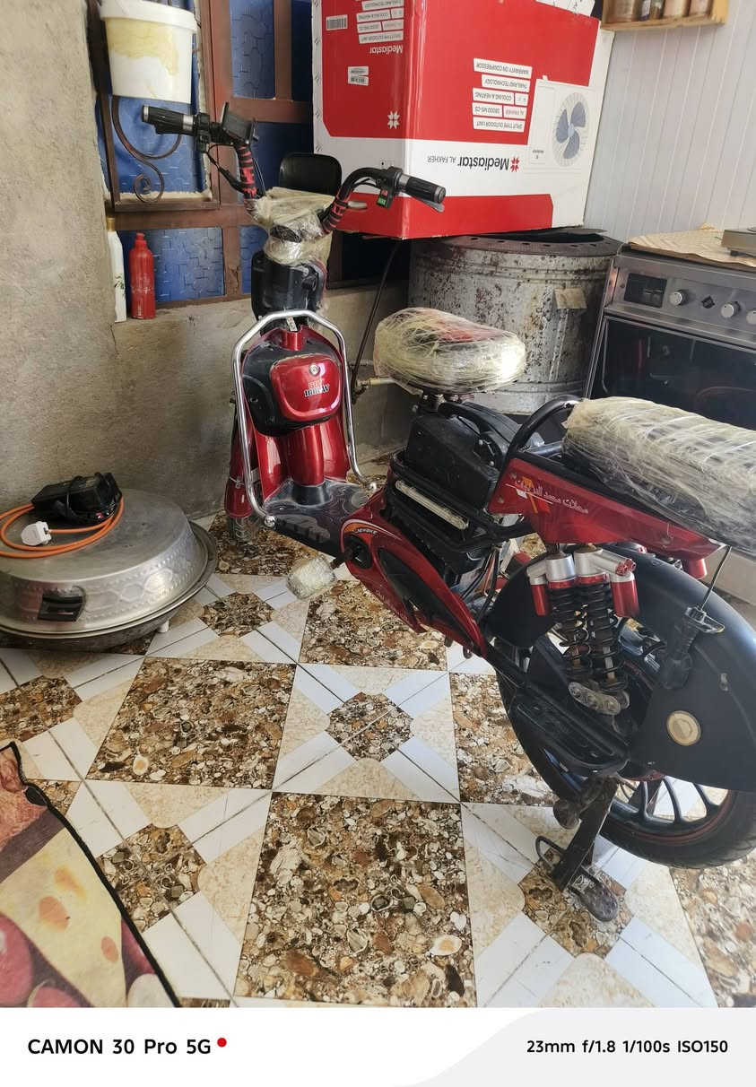 سلام عليكم
دراجة شحن البيع مديل ٢٠٢٣نضيفه
باتريات بجيس
مسجل شاشه كهريبات كله شغاله
مانقصه برقي وشحنته وياه جديد
ب٢٧٥وبيه مجال
***********

