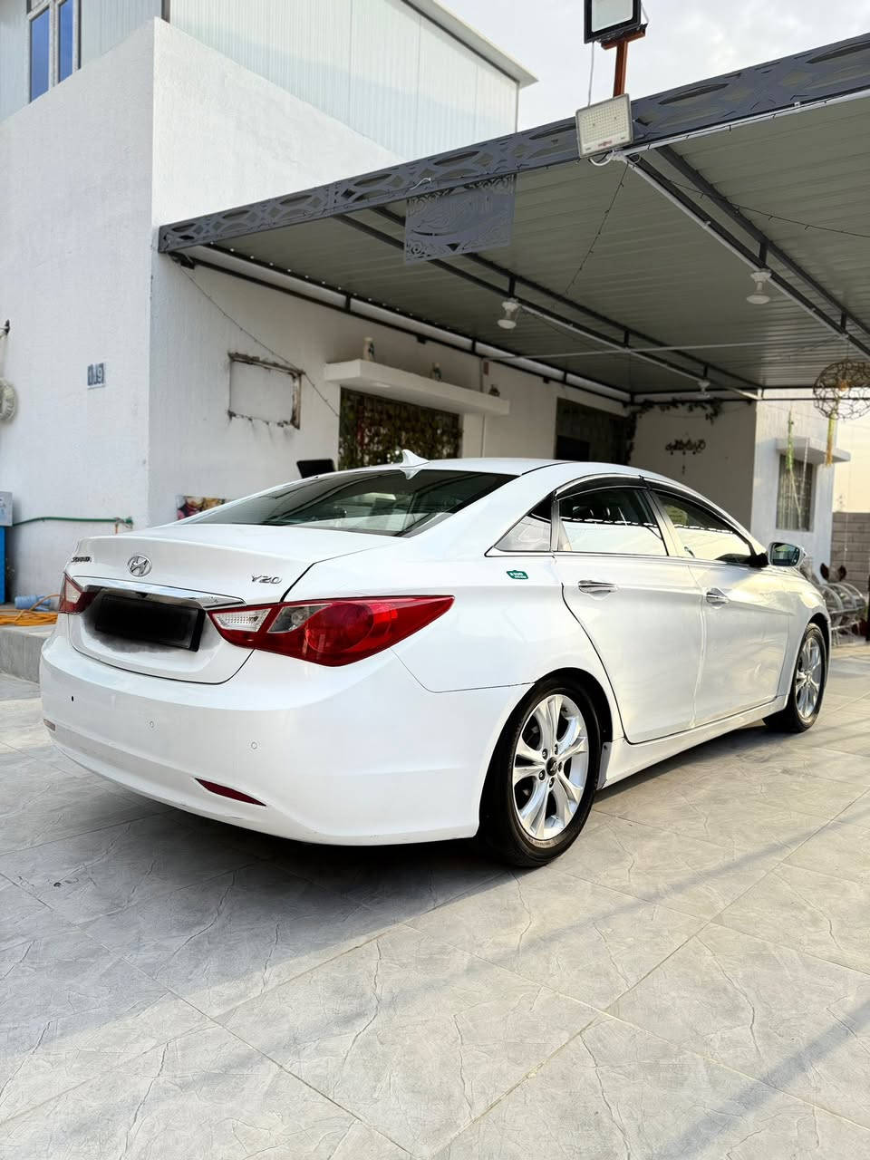 السلام عليكم سوناتا ادوات ادوات
بانزين بانزين ..  2000دوش
مديل 14 فول مواصفات ماعده الفتحه بصمه.. كشنات كهرباء.. تدفئه تبريد فول  مري شفط تحكم ستيرن تخم تاير جديد حداديه زيرو مكينه كير كفاله ..كامله ارقام وسنويه..كامره خلفيه .. مضخم صوت ..أبواب ترحيب ..السياره كلش جديده مال جناي 

مكاني البصره 

اتصال:‭‭773 018 1345‬
