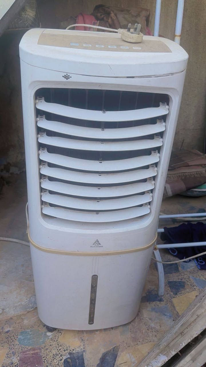 مبردات للبيع شغالات 
الحافظ صغيره ب ٥٠ 
الحجاز الجبيرة ٨٠ 
دولعي


**إذا كنت صاحب هذا الإعلان وتريد حذفه لأي سبب، رجاءا أرسل رسالة إلى الدعم الفني**