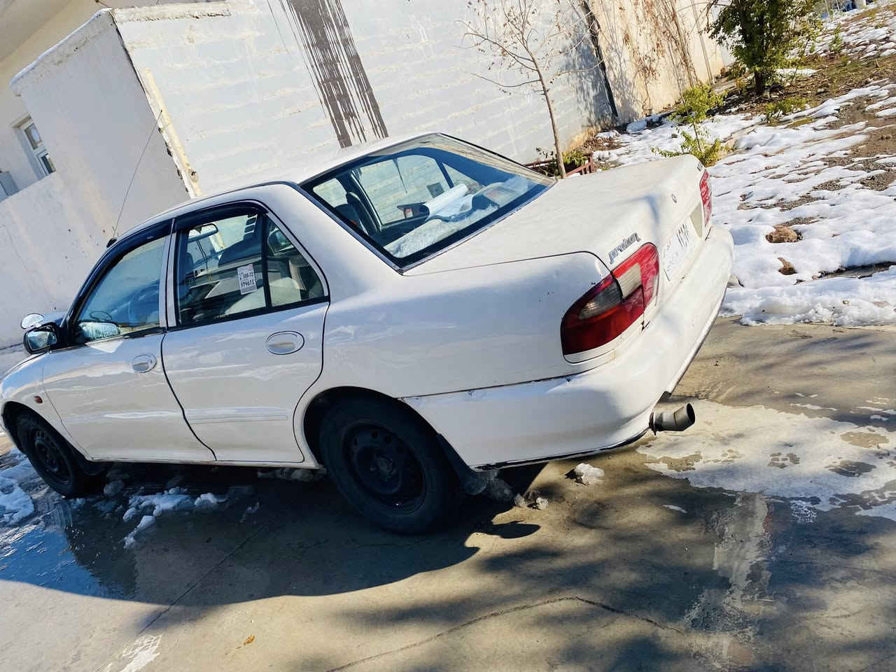 🔹: پرۆتۆن: 2002
🔹 ئارم: پلاستیک: دهۆک / سەنەویشی لەگەڵدایە
🔹 گیروو مەکینە: سەنی بەشەرت 
🔹 تەبریت: لەسەر سویج
🔹 ساردوو گەرم: کار دەکات بەشەرت:                                 4 تایەی لۆکی لە ژێردایە
🔹 شوێن: کۆیە
نرخ 42گەلاو محامەلەکی برایانە 
📞 ژمارەی پەیوەندی: ***********
