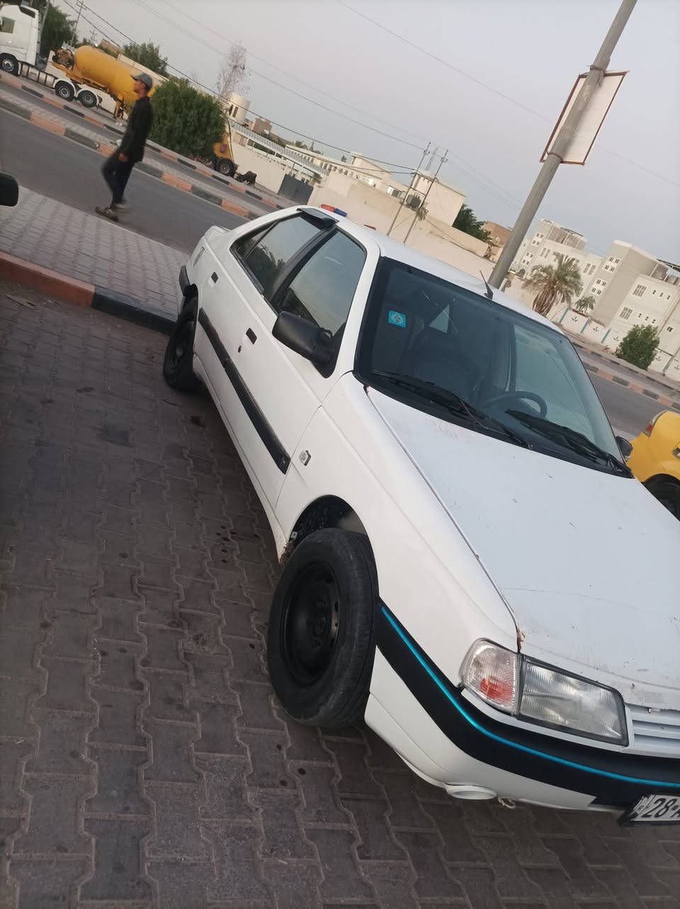 سلام عليكم
للبيع بيجو 405 GLX كفاله عامه كير مكينه حداديه كله جديد تبريد ثلج 
تخم تاير رقم نجف انكليزي بسمي مداور ثاني يوم سعر 35 بيها مجال بسيط مكاني نجف كوفه للستفسار ***********
