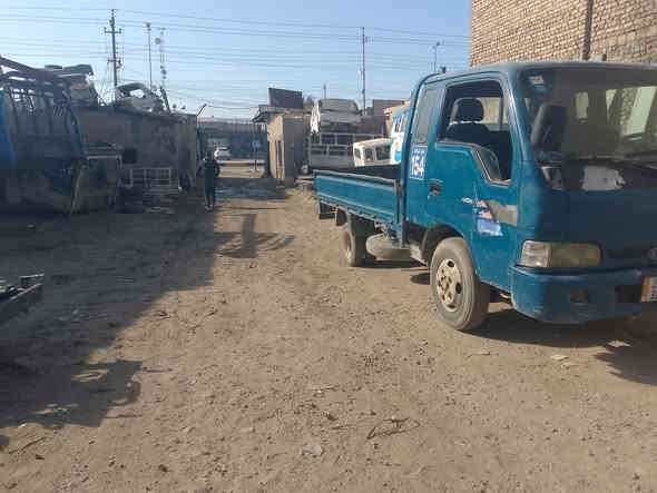 السلام عليكم فحل للبيع 2001 سياره نظيفه رقم انجليزي باسمي ماكينه جديده رقم  مكان بغداد مدينه الصدر الارفلي  الهاتف*********** السعر 63
