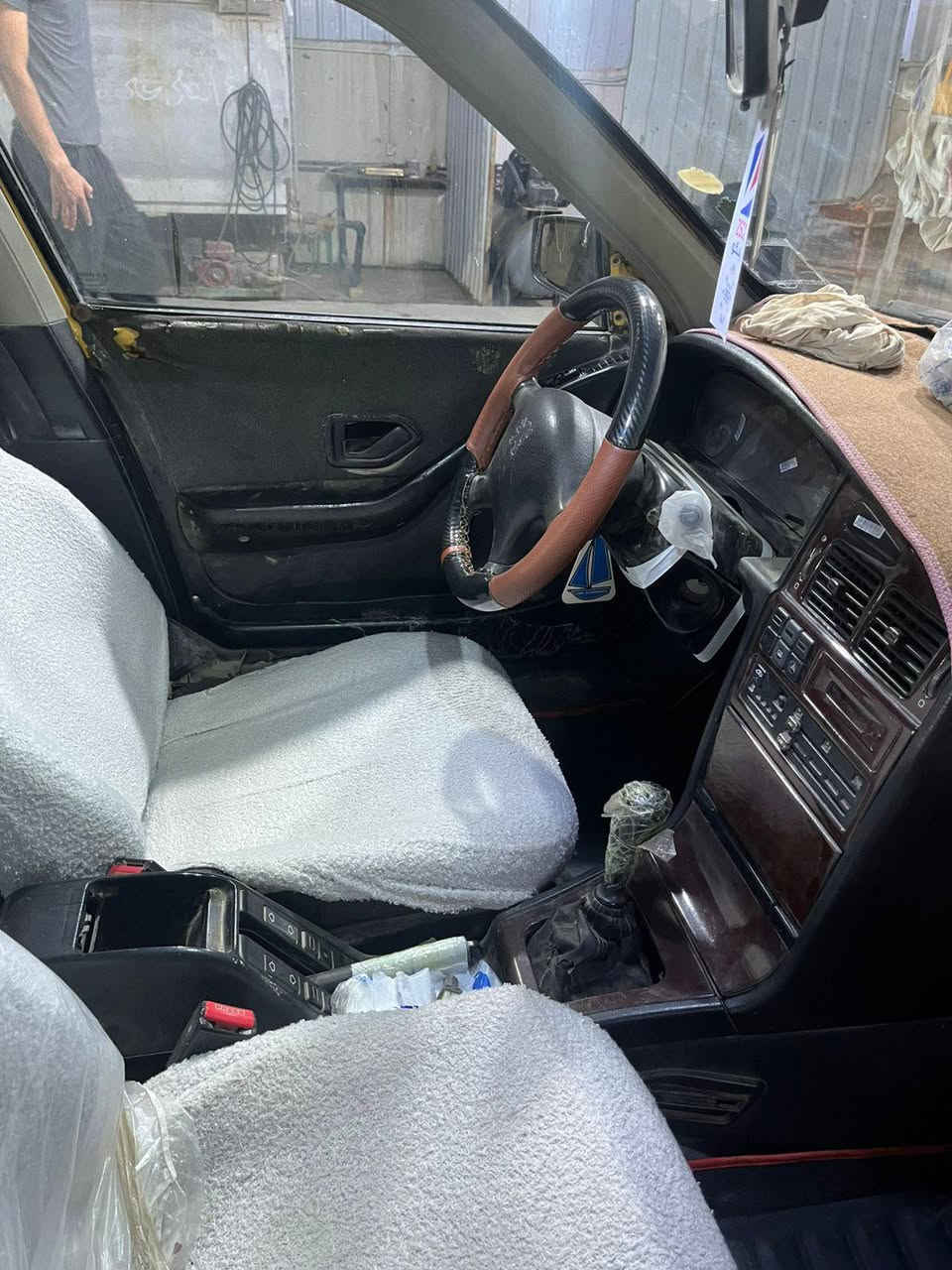 سياره للبيع
بيجو بارص موديل 2012
سياره نضيفه شوفت عينك
بيها اصباغ قليله حيل
مداور ثاني يوم
سعرها 25 وبيها مجال
رقم الهاتف ***********
العنوان الناصريه الااسكان الصناعي
