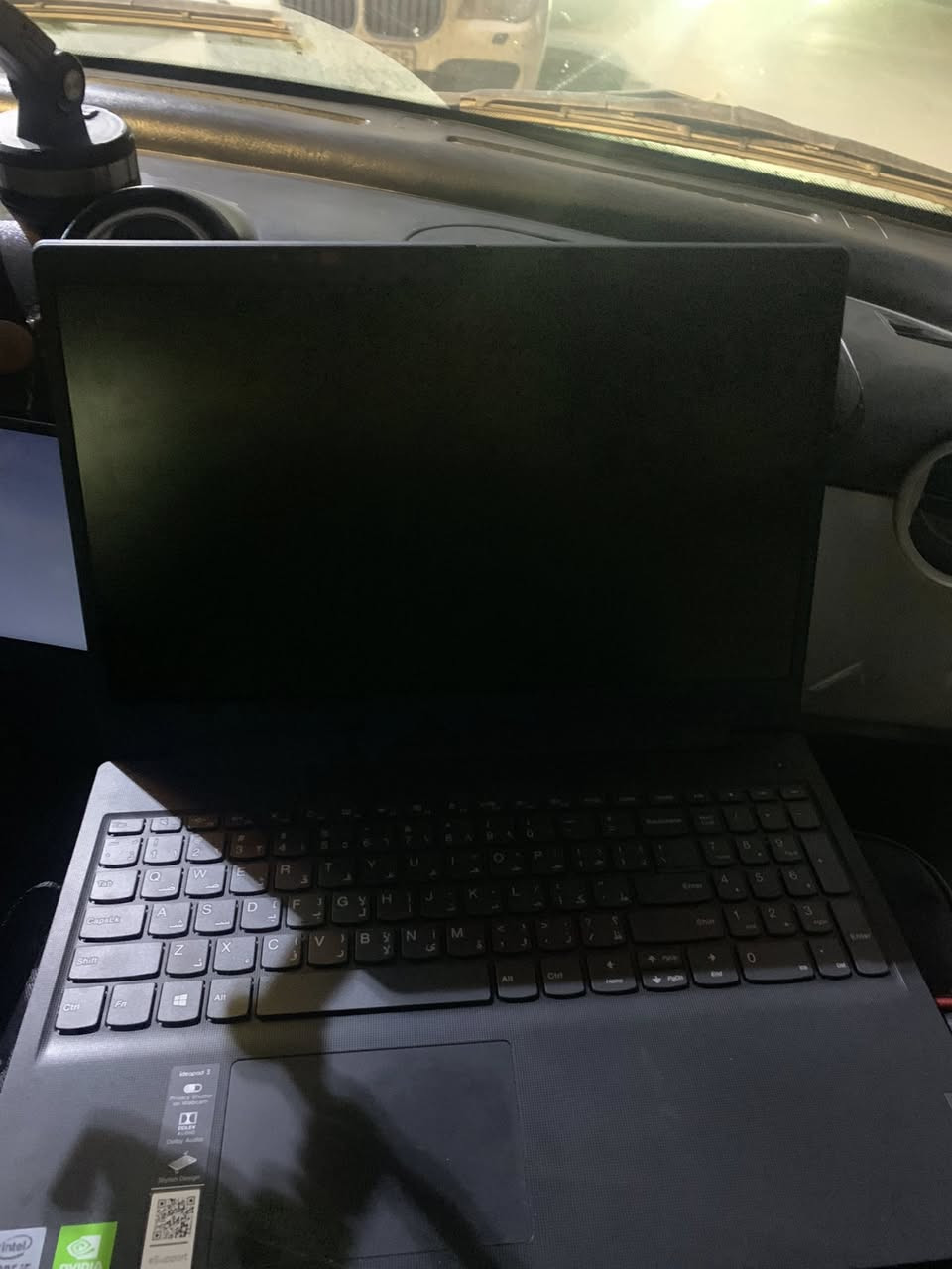 سلام عليكم لابتوب Lenovo 
المواصفات Cori5-10th
Hard 256 ssd
Hard 1tb hdd
Ram 20g ddr4
Gpu 2g nvidia
 Screen 15.6 fhd    
السعر (500)
تواصل علخاص او علرقم ***********
