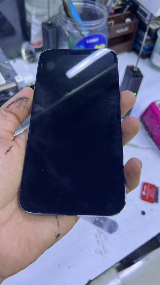 13 برو ماكس امريكي ذاكره 512 للتواصل خاص


**إذا كنت صاحب هذا الإعلان وتريد حذفه لأي سبب، رجاءا أرسل رسالة إلى الدعم الفني**