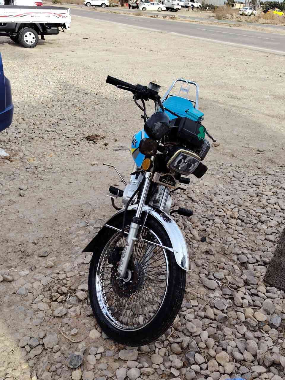 السلام عليكم  دراجة للبيع موديل 2023 مفكولة كفالة عامة مكينة مامفتوح اوراق السعر 675 وبيه مجال قليل حق الجية  مكاني بابل الشوملي
*********** بي وتساب 
***********
