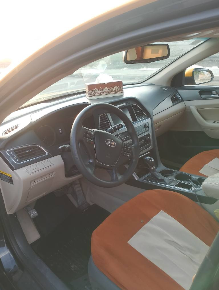 السلام عليكم سوناتا تكسي وارد أمريكي رقم بصرة مكان البصرة رقم انكليزي سنويه ل29سيارة بسمي مصفرة هيئه وغرامات السعر 122سيارة جاهزة من كل النواحي مكينه كير تخم تاير شاشه كامرة دوراة تحكم ستيرن جهتين كشن السائق گهربائي ***********هذا واتساب /***********هذا اتصال البصرة, العراق
