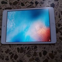 ايباد ٩ • ذاكرة ١٦ • بي مجال