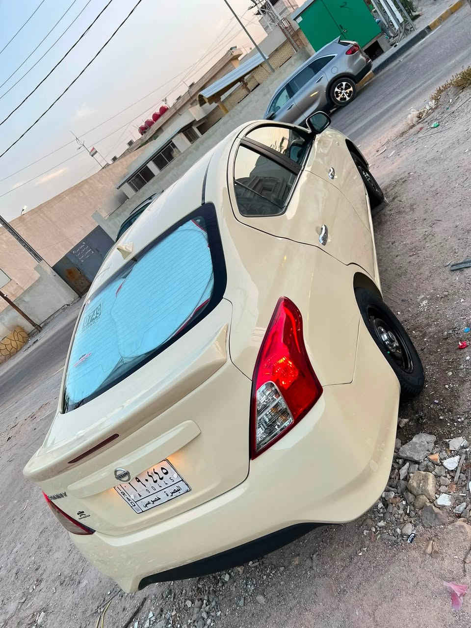 نيسان صني هندي
نيسان صني 2014 
سياره بيها صبغ عام 
نصبغت اثر دحجات ونصبغت 
سياره مكينه كير تبريد كله كفاله 
البصره التحسينية 
***********
السعر75 وبيها مجال
