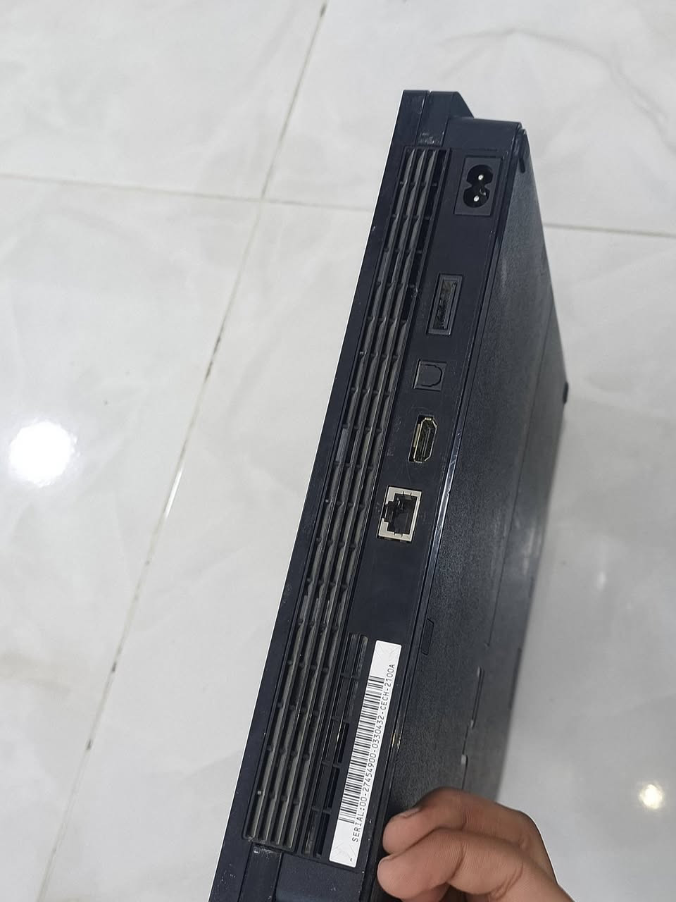 بلي 3   نضيف وما بي اي شكال لوك ستيكر
جبته لعبت بيه فتره وضميته بسبب عدم التفرغ مشغول بل شغل 
جهاز حلو ونضيف شغال 100/100جهاز يخبل تاخذه وتدعيلي 
مواصفات يحتوي على 92 لعبه بيس 2024
بيس 2018 /2017  /فيفا 19 بي هواي العب سيارات زوجي مصارعه /كريتوس  /سيارات زوجي بي خير من الله العاب 
ذاكرته الداخليه500 والهارد الخارجي 320
 يدات 2يشتغلن وكيبل شحن وكيبل HDM  جهاز بحياته ما مصلح ولا داخل تصليح
السعر 160وبي مجال قليل 
العنوان بغداد/الرقم ***********
