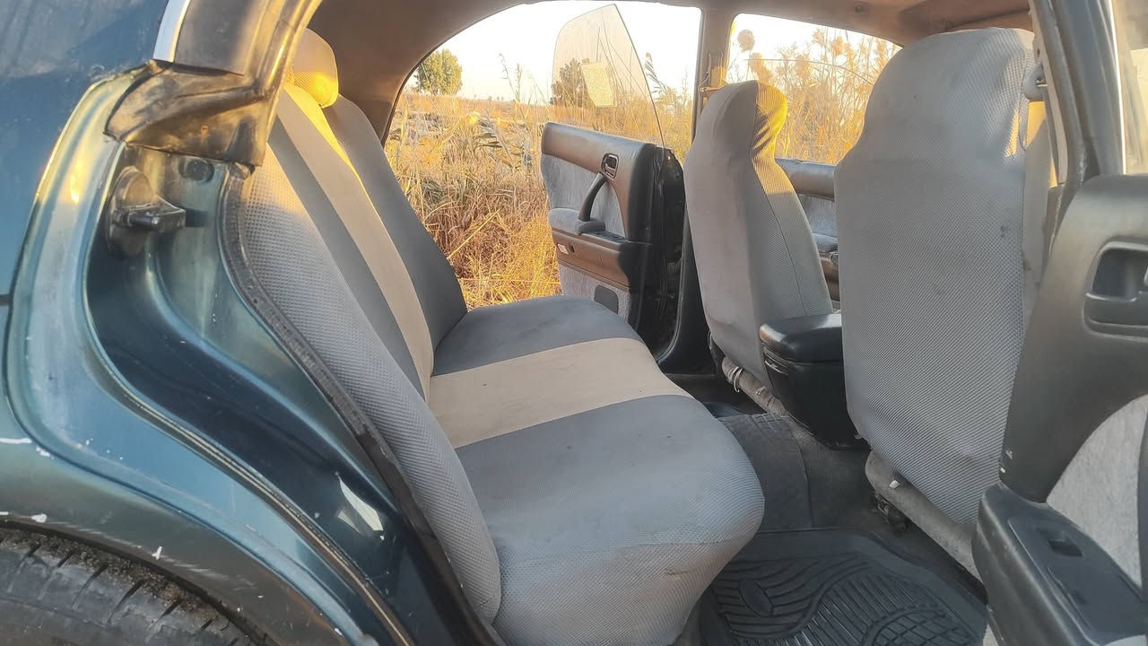 السلام عليكم شباب سياره بطه للبيع موديل2000 السنويه منتهيه صار لها سنه راعيها يريدل يحول سياره حلوه بطه متصل سعرها 40 وبيها مجال او مراوس عادي المكان البصره الدير النشوه *********** واتساب ***********
