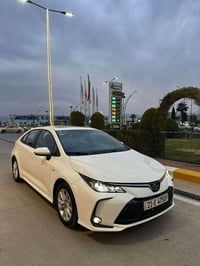 كورولا هايبرد • ٢٠٢٤ • ٣٥٠٠٠ كم