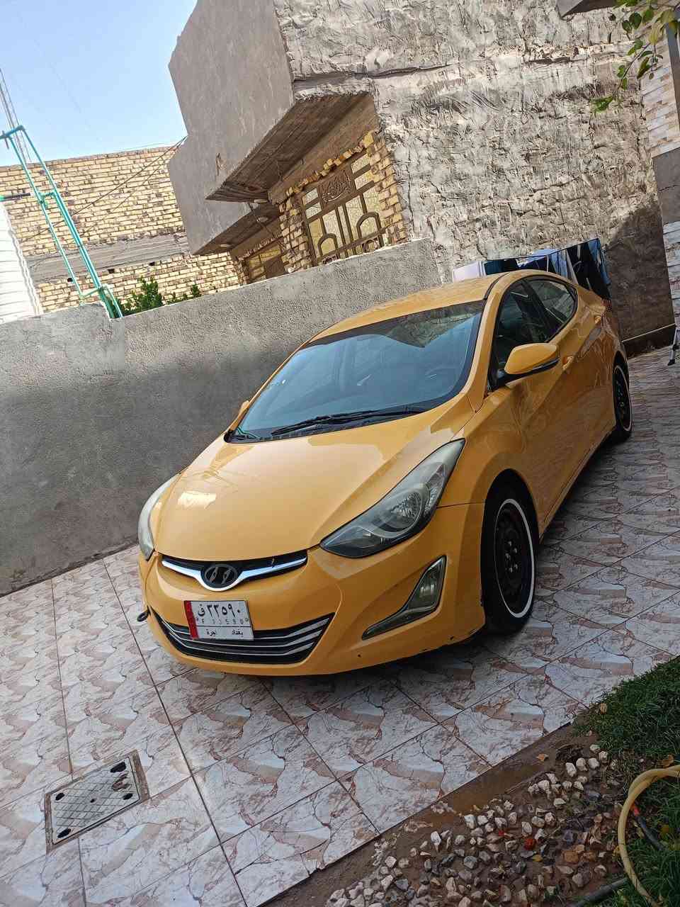 سلام عليكم النترا موديل 2013 بيه 3قطع بدون دواخل جاهز من كير ومكينه وحديه وتبريد وتخم تاير رقم بغداد العنوان بابل مركز مدينة السعر 73وبيه مجال قليل ***********
