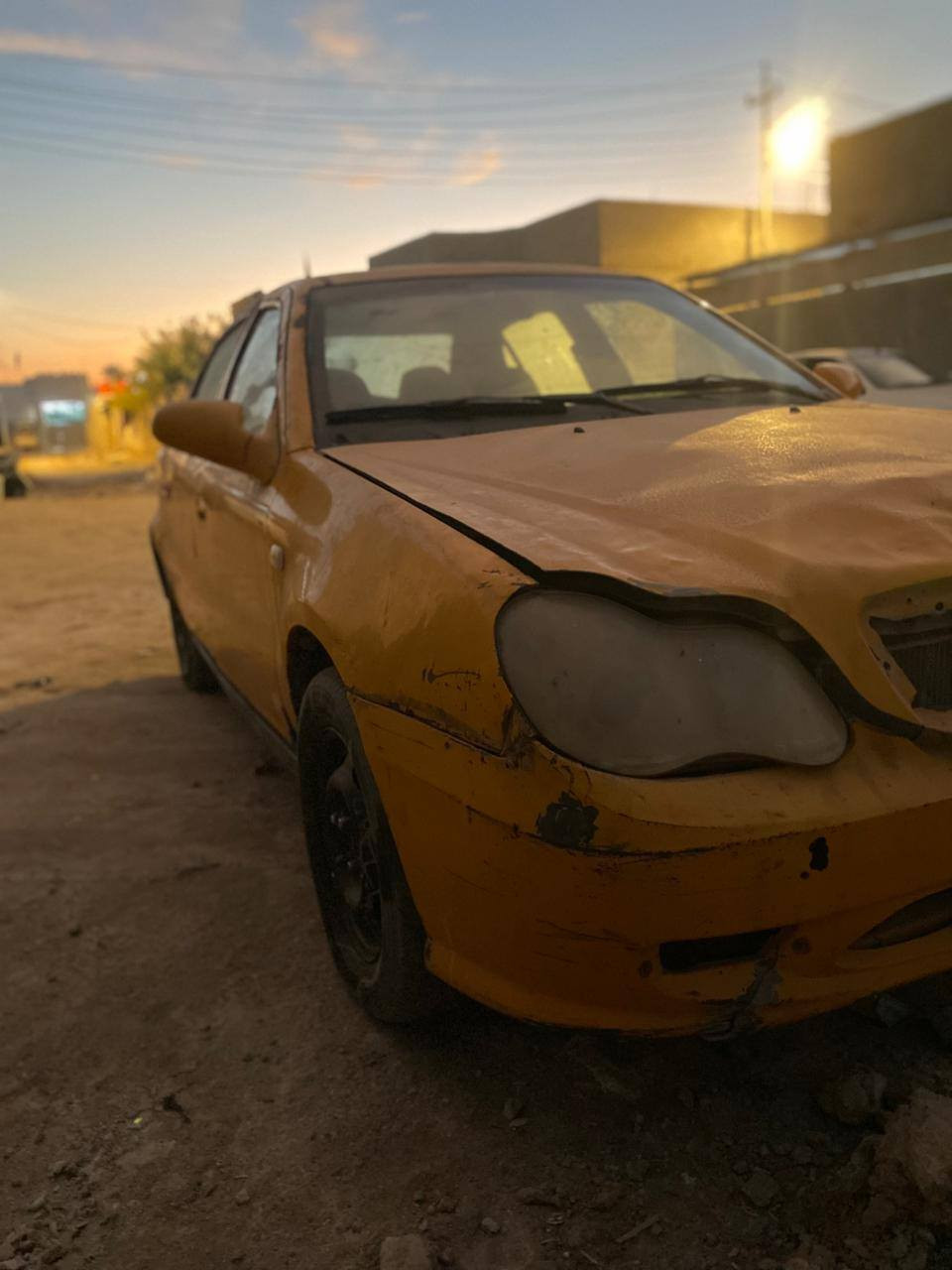 السلام عليكم للبيع سيكي مديل 2014 رقم بصره سياره حلوه نضيفه مكينه مستويه كايمه كير جديد حداديه حديده تخم تاير جديد كهربائت كله شغاله حته تدفئه سعر 10 ورقات بيه مجال شي بسيط مكان بصره ابو الخصيب لوسطي رقم الهاتف ***********
